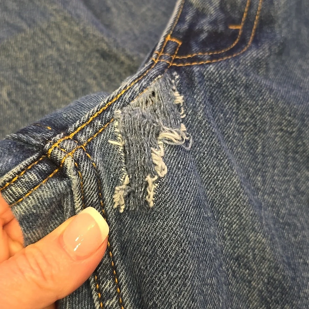 Levis 550 44 Waist 32 Length Frayed at Zipper Mens Jeans Pants Used Flaw - Picture 5 of 7